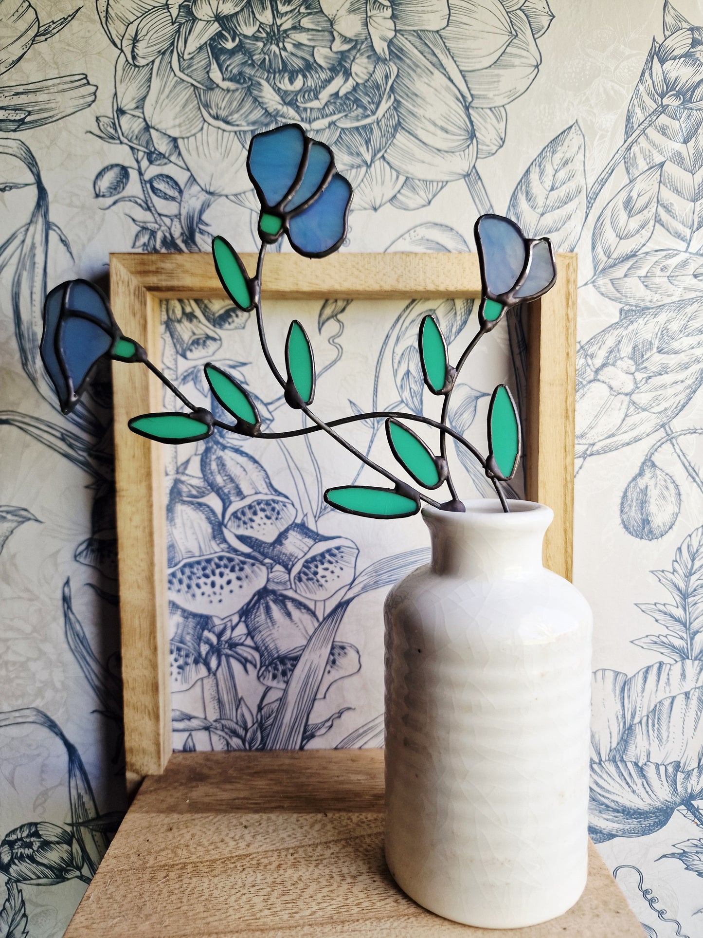 Sweetpea flower stem