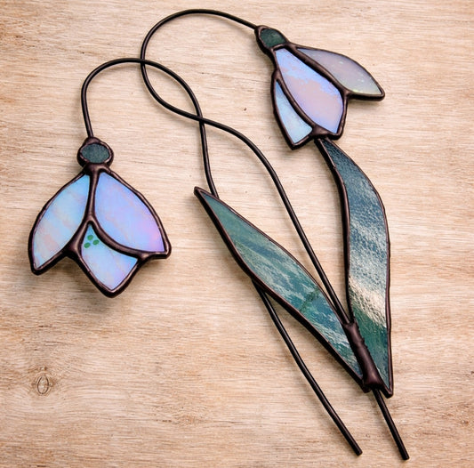 The Everlasting Snowdrop: A Single Stem Glass Flower